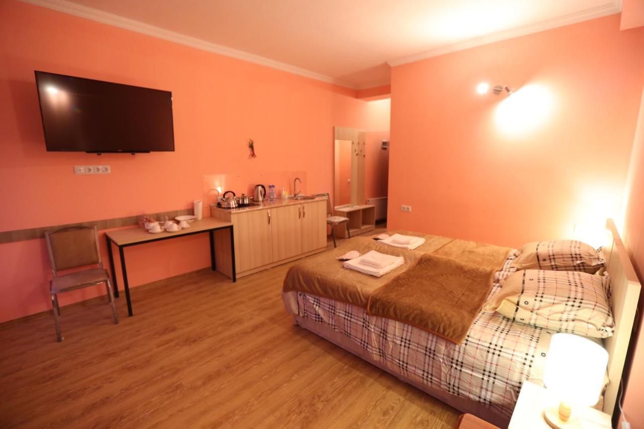 Hotel Caucase Tiflis Exterior foto